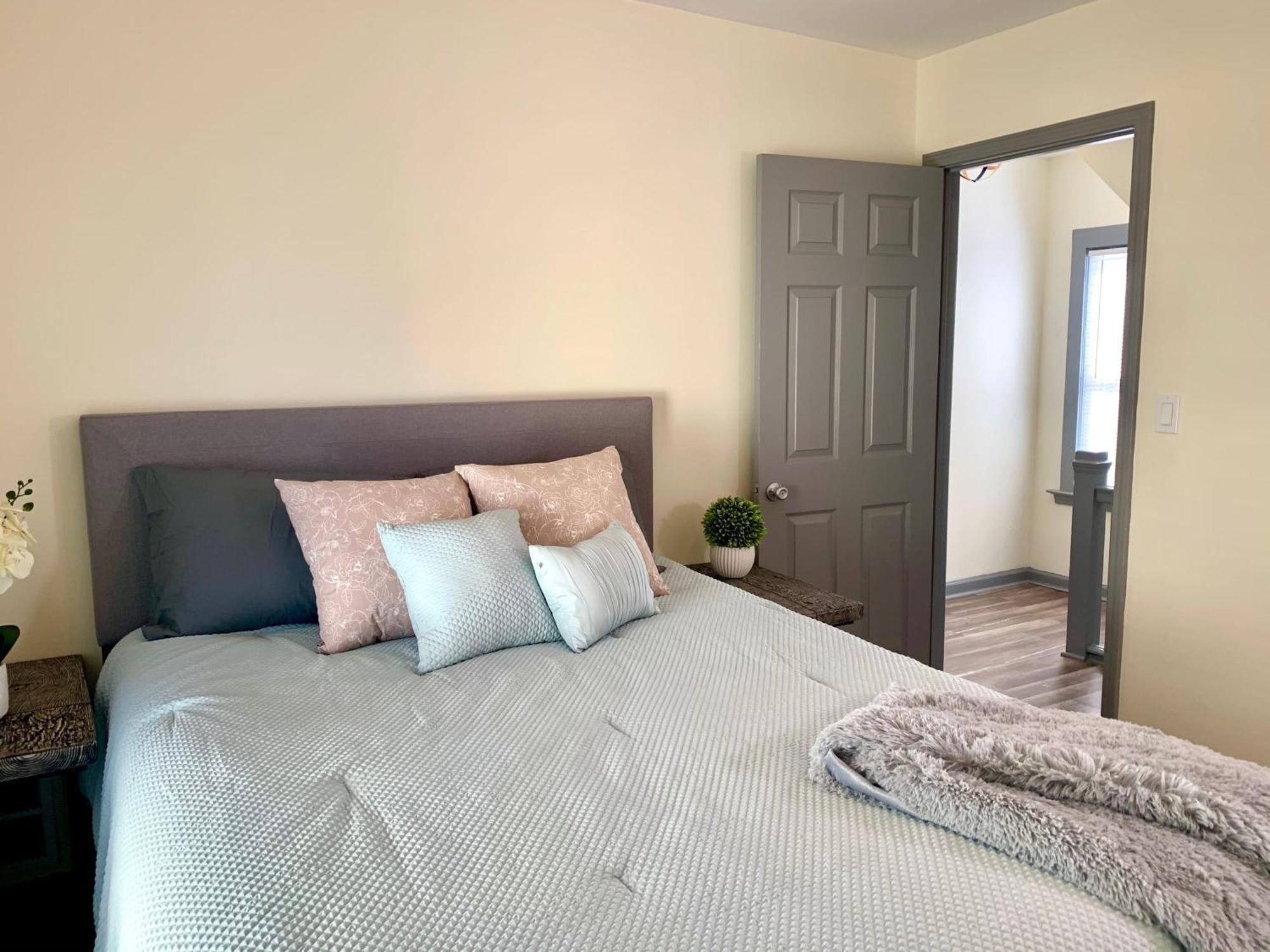 Cozy 3Br 1Ba Short Drive To نياغارا فالس، نيويورك المظهر الخارجي الصورة
